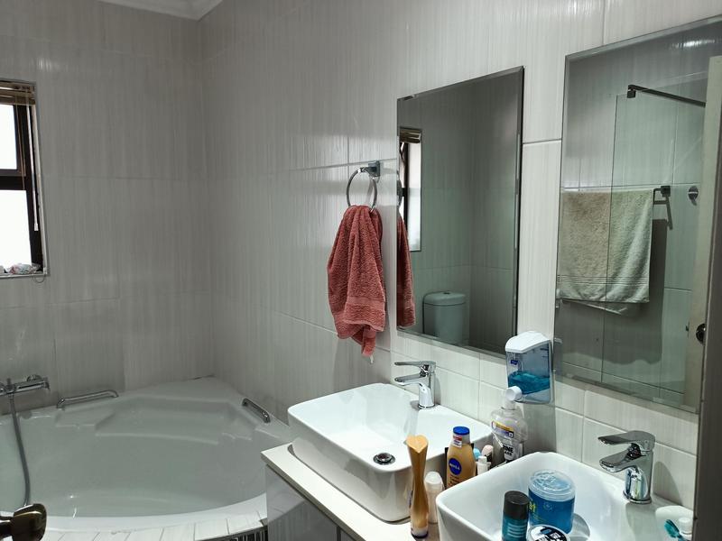 4 Bedroom Property for Sale in Darling Western Cape